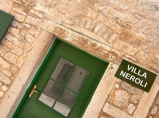 Neroli Place