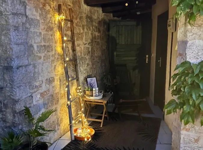 Neroli Place Svetvinčenat